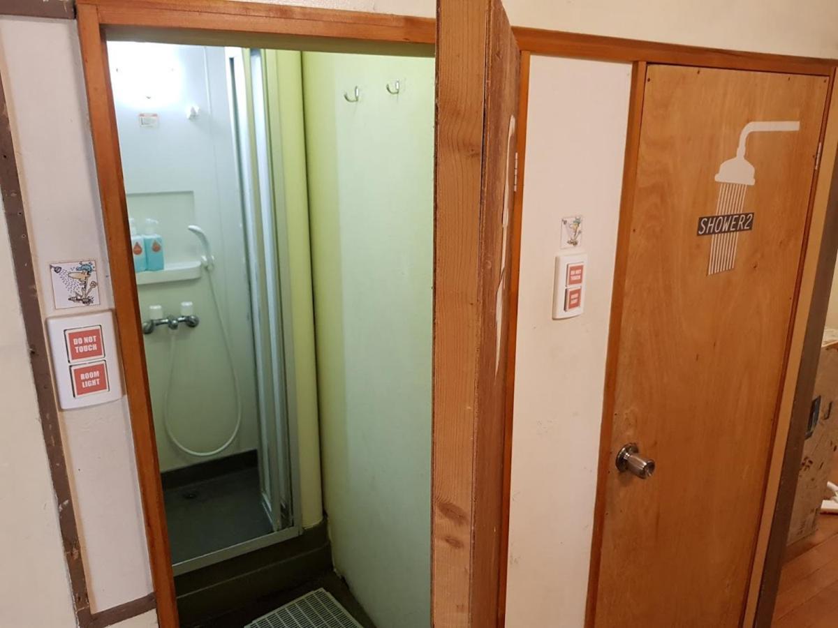 Guest House Koma Osaka Luaran gambar